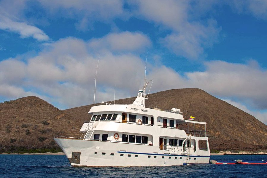 Xavier Yacht, Galapagos